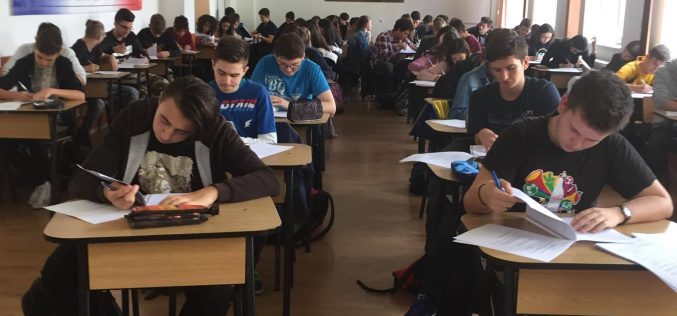 Campanie de orientare profesională pentru tinerii din licee